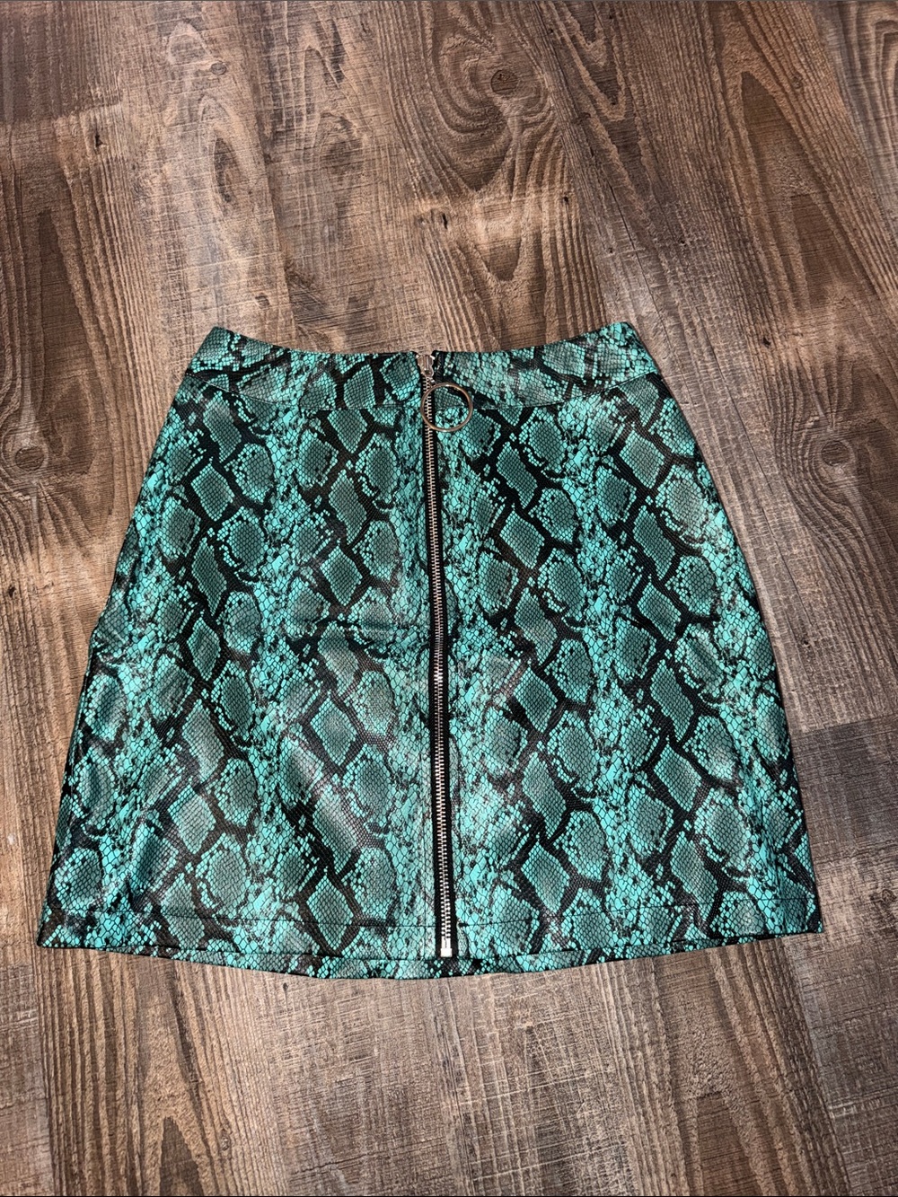 Tiger Mist Teal Snake-Print Zip Mini Skirt